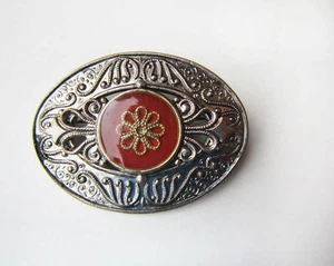 Vintage Pin Brooch Flower On Red Background Ornaments Metal Fasion Jewelry - Picture 1 of 8
