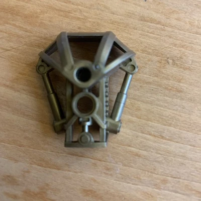 Lego Bionicle 47310 armadura de ombro dourada genuína - Imagem 1 de 4