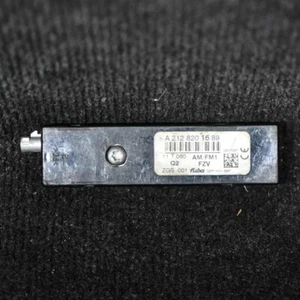 MERCEDES-BENZ CLASSE E AM FM Ricevitore Radio W212 A2128201689 2011 - Foto 1 di 4