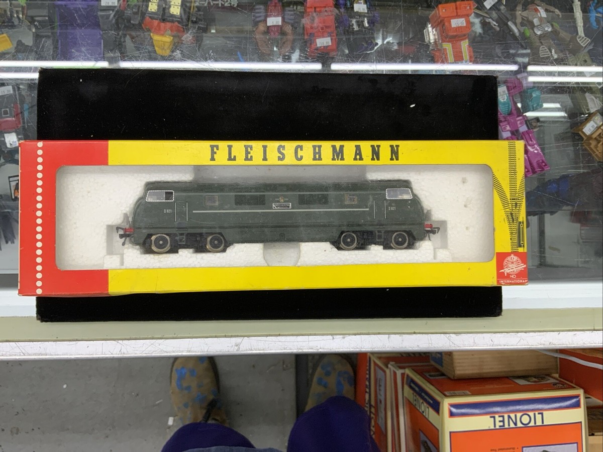Fleischmann C-8 Like New HO Model Railroad Locomotives for Fleischmann C-8 Like New HO Model Railroad Locomotives for