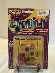 Vintage Ja-Ru Finger Tip Real Metal Skooter Toy Scooter 2000 Neu/Versiegelt. - Bild 1 von 10