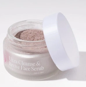 Froya Face Scrub - Picture 1 of 1
