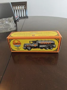 1992 ERTL Limited Edition 1930 SUNRAY GASOLINE DIAMOND "T" TANKER BANK in Box - Picture 1 of 8