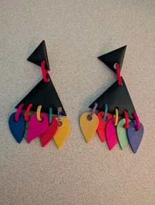Vintage Retro 80's Style Wooden Geometric Shape Dangle Rainbow Earrings - Picture 1 of 19