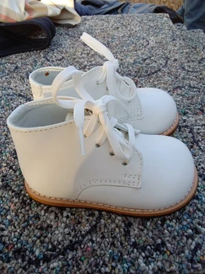 JOSMO WALKER White Leather First Walker Baby Shoes Sz 5 Baptism Christening - Image 1 of 4