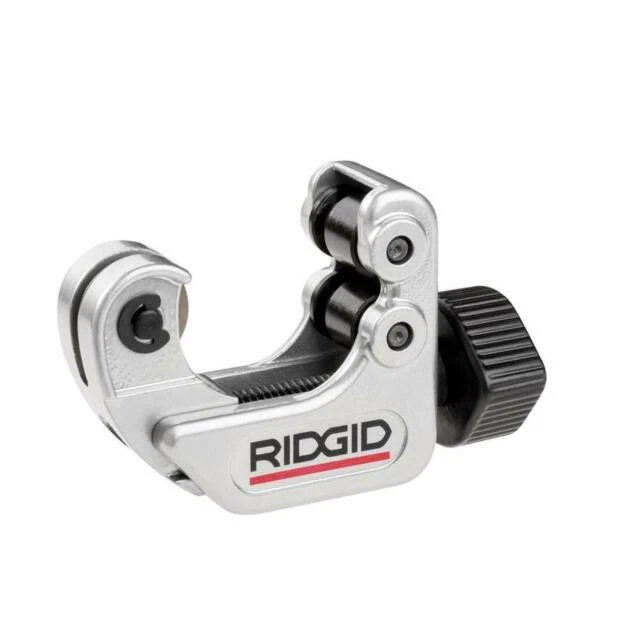 RIDGID 101 1/4-Inch to 1-1/8-Inch Close Quarters Tubing Cutter (40617) - Image 1 of 1
