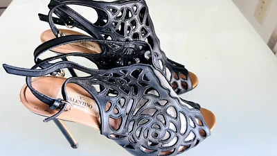 VALENTINO GARAVANI  Black Sling Back Shoes Stiletto Heels Women EU 40 Authentic - Image 1 of 4