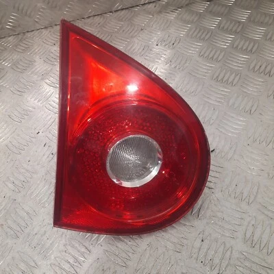 Volkswagen Golf 2006 luz interior del lado del pasajero trasero 1K6945093F #9 Foto 1 de 3