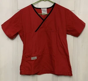Women’s Urbane Scrubs Top V Neck Size XS Red - Picture 1 of 4