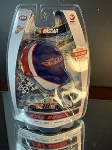 Kyle Busch #18 Snickers 2010 Toyota Camry COT 1:64 Winner's Circle - Picture 1 of 5