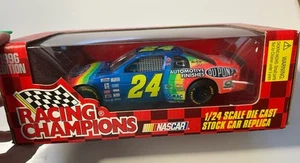 RACING CHAMPIONS NASCAR JEFF GORDON DUPONT 1996 CHEVY MONTE CARLO #24 1/24 - Picture 1 of 9