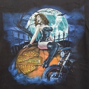 Vintage 00's Harley-Davidson Halloween Vampire Greenville SC 2010 T-Shirt M - Picture 1 of 15