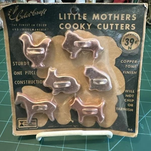 Vintage Color Craft Little Mothers Cooky Cutters NEW on Card - Picture 1 of 5