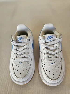 Nike Kid's Air Force 1 Low EasyOn (PS) Branco/Azul Além do Tamanho 9C Novo Sem Caixa FN0237-115 - Imagem 1 de 4