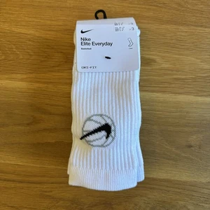 Nike Dri-Fit 3er Pack Crew Socken Elite Everyday 3er Pack Sportsocken Gr. M weiß neu mit Etikett - Bild 1 von 4