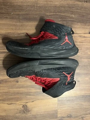 Tenis para hombre Nike Air Jordan Fly Unlimited rojo antracita AA1282-011 talla 10. Foto 1 de 4