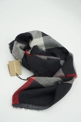 Burberry Scarf Wool & Silk Made In Italy Gauza Plaid Navy Size 180X50 - Image 1 of 4