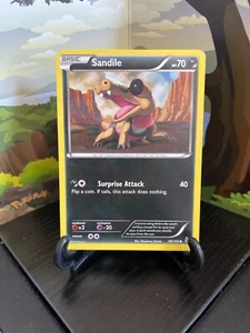 Sandile 56/106 - Flashfire - Common - Pokemon Card TCG - MP - Picture 1 of 3