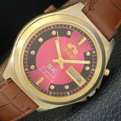 JAPAN VINTAGE ORIENT SK CRYSTAL AUTOMATIC 46941 MENS RED DIAL WATCH a703480-1 - Image 1 of 4