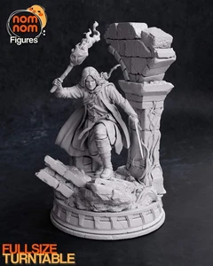 Aragorn | 10-Inch Resin Model Kit | DIY Lord of the Rings Ranger King - Picture 1 of 8