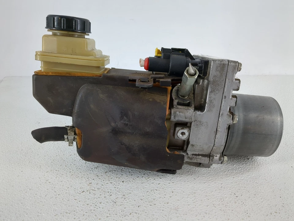 Bomba de columna de dirección asistida Cadillac Escalade 2015-2015 fabricante original XFAK4 Foto 1 de 4