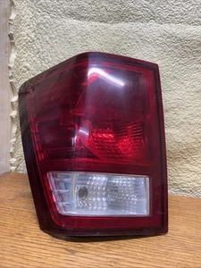 2007 2008 2009 2010 Jeep Grand Cherokee Left Driver Lh Tail Light Oem I2326 KC - Picture 1 of 2