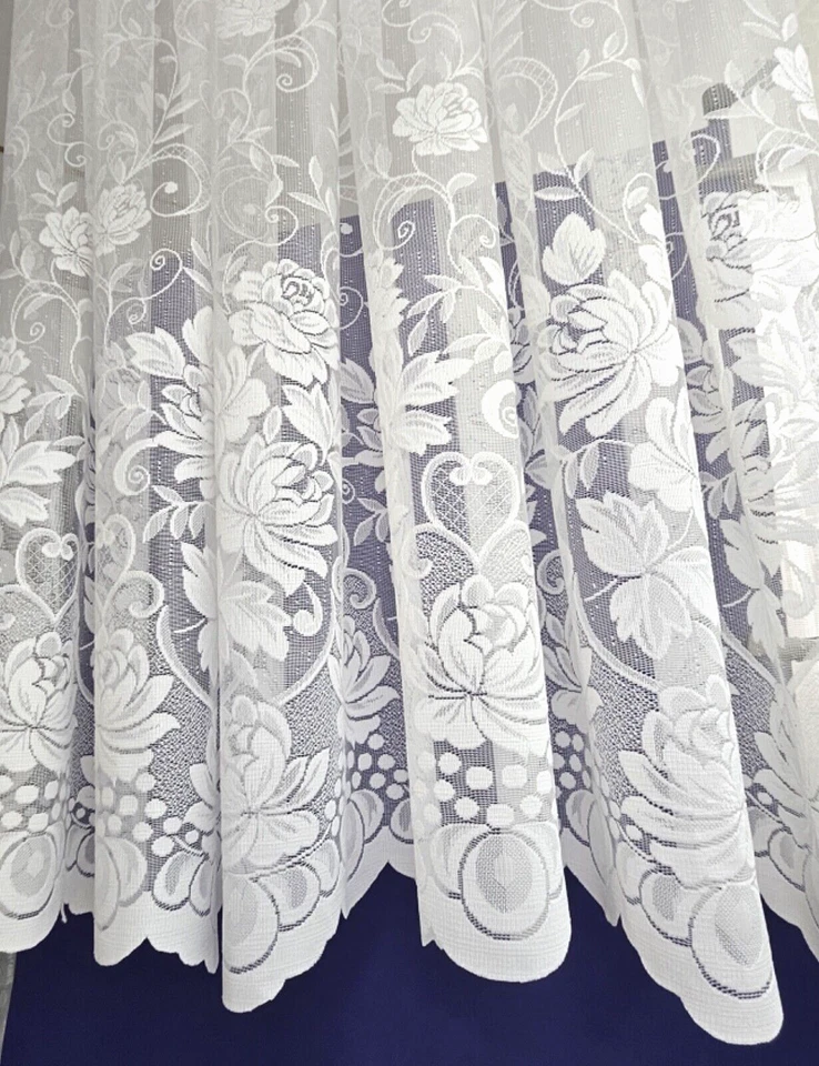 White Lace Window Net Curtains Rod Slot Ready to Use Sold By the Metre 11 Drops - Image 1 of 2