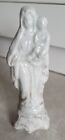 Ancienne Petite statuette la vierges et l'enfant en porcelaine blanche 