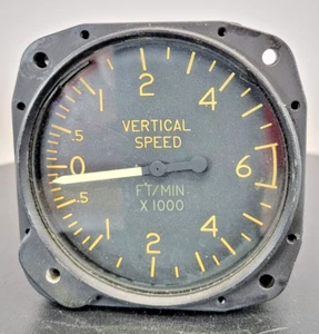 CESSNA VERTICAL SPEED INDICATOR C661036-0101 - Picture 1 of 6