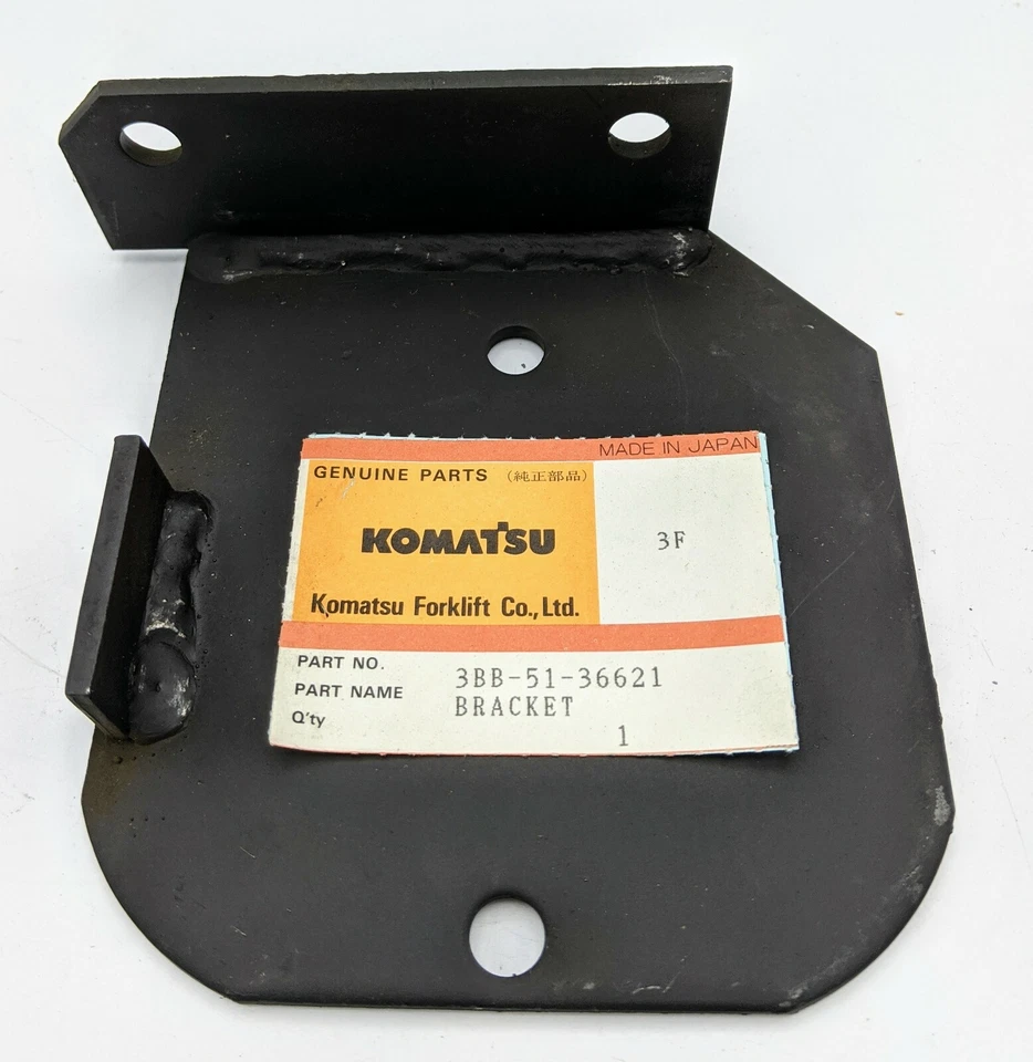 Оригинальный кронштейн для правостороннего вилочного погрузчика 3BB5136621 Komatsu 3BB-51-36621 SK-03200710TB - Изображение 1 из 1