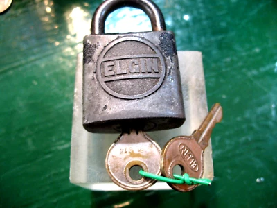 ELGIN  PADLOCK w/ ORIGINAL KEYS  WORKS NICELY - Image 1 of 2