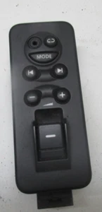 RANGE ROVER SPORT L320 HST  V8 HSE REAR ELECTRIC WINDOW AUDIO SWITCH YUD501080 - Picture 1 of 3