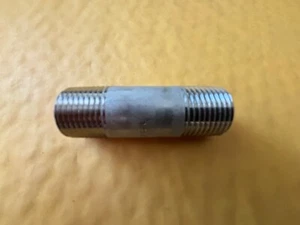 (5 Pack) 1/2" NPT X 3-1/2" Seamless Sch-80 304 Stainless Steel Pipe Nipple - Picture 1 of 4
