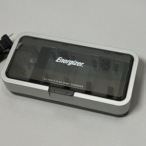 Energizer CHFCV2 Battery Charger AA/AAA/C/D/9V/NiMH - Picture 1 of 6