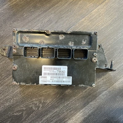 Dodge Dakota 2004 ECM ECU módulo de control del motor P/N: 56030048ad OEM Foto 1 de 4