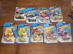 New Vintage Hot Wheels Lot Of 9 Duck N Roll Rocking Santa Beat All - Picture 1 of 5