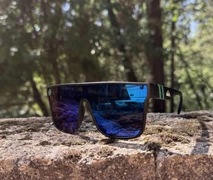 New Quiksilver Sunglasses Mint Black Frame Aqua Lense Blue Mirror Reflective USA - Picture 1 of 6