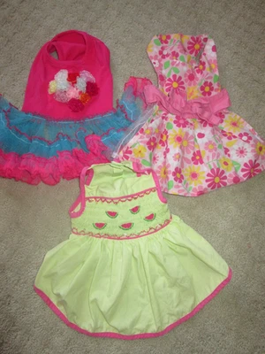 3 XS X-Pequeños ~~ Vestidos de Lujo para Mascotas Alta Costura Oscar Newman Smoochie Pooch Perrito Foto 1 de 4