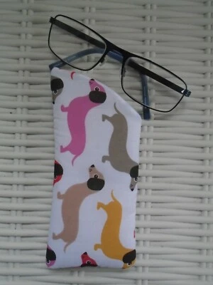 TRENDING TEXTILES Sausage Dog Dachshund Glasses Case Soft Lined Padded Dogs Pet Gift Idea Vision