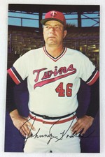 1981 Johnny Podres, Minnesota Twins Team Issue Postcard w/ facsimile autograph