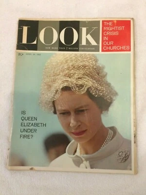 LOOK MAGAZINE APRIL 24 1962 QUEEN ELIZABETH UNDER FIRE CRISIS AND CHURCHES - Image 1 of 4