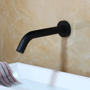 Grifo mezclador de montaje en pared con sensor automático negro para lavabo de baño - Imagen 1 de 9