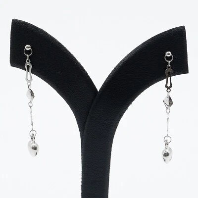 Pendientes colgantes de oro blanco de 18k Foto 1 de 4