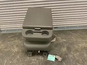 Nissan Titan Steel-K 2005 tela consola central asiento con salto cuero tapa reposabrazos - Imagen 1 de 9