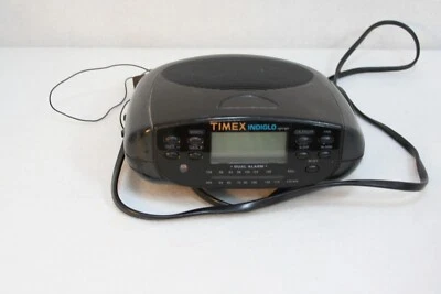 Timex Indiglo T433B Dual Alarm AM/FM Calendar Clock Radio Night Light Corded - Image 1 of 4