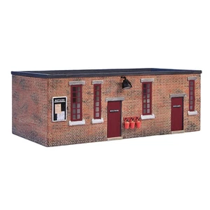 44-0054R Scenecraft OO Gauge Depot Mess Room and Toilet - Red Doors - Picture 1 of 1