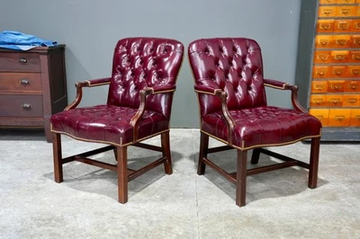 Cadeiras de mesa de couro vintage Chesterfield Hancock Moore poltrona escritório par 2 - Imagem 1 de 4