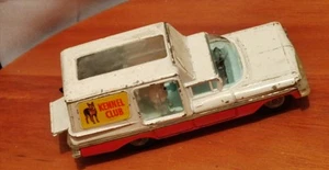 Vintage Corgi 486 Chevrolet Impala Kennel Club Van from 1963 with 3 dogs - Picture 1 of 18