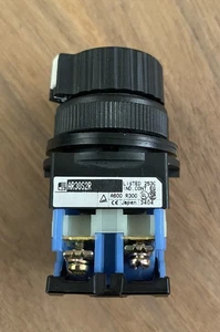 FUJI ELECTRIC AR30S2R PUSHBUTTON, BLACK, WITH RING SELECTOR, 2 POSITION - Picture 1 of 2