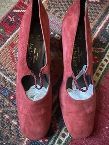 Vintage 1960s St Michael’s Dark Red Suede Mary Jane Shoes Mod Carnaby GoGo - Picture 1 of 7